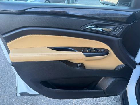 Used 2016 Cadillac SRX Performance w/ Trailering Package AWD/4WD image 8