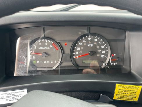 Used 2024 Chevrolet Low Cab Forward image 17