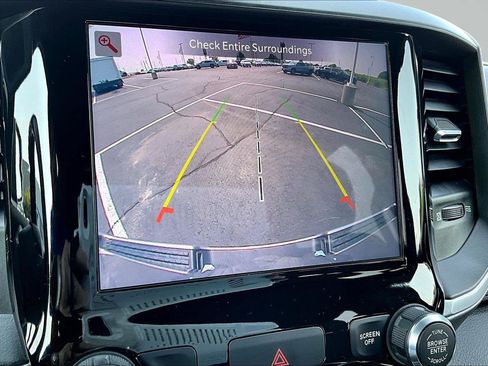 Used 2022 RAM 1500 Big Horn AWD/4WD image 22