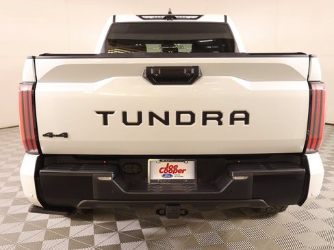 Used 2023 Toyota Tundra Limited AWD/4WD image 22
