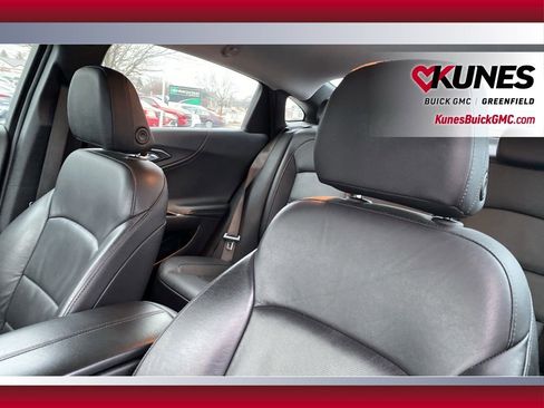 Used 2024 Chevrolet Malibu LT image 17