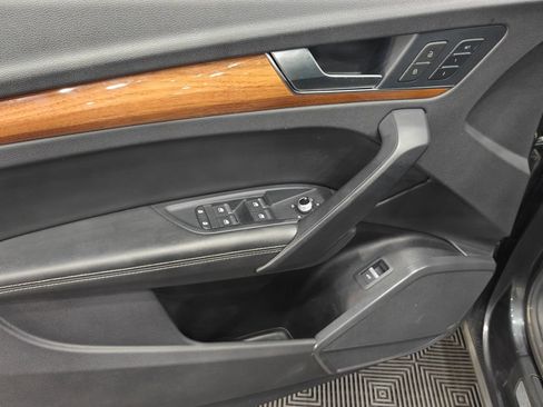 Used 2021 Audi Q5 2.0T Premium Plus AWD/4WD image 58