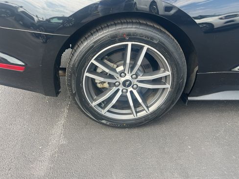Used 2016 Ford Mustang GT RWD image 18