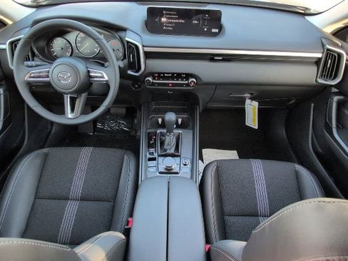 Used 2026 MAZDA CX-50 Meridian Edition w/ Weather Package AWD/4WD image 5
