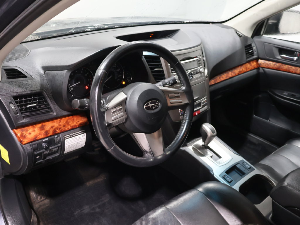Used 2010 Subaru Outback 2.5i Limited w/ Protection Package 1A AWD/4WD image 18