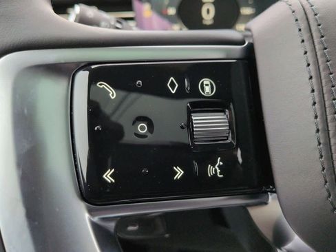 New 2026 Land Rover Range Rover SE image 25