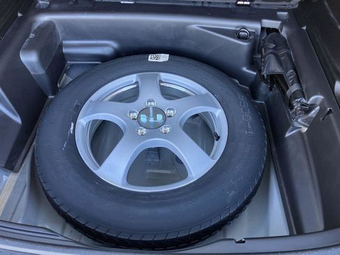 Used 2022 Jeep Grand Cherokee Limited w/ Luxury Tech Group II image 30