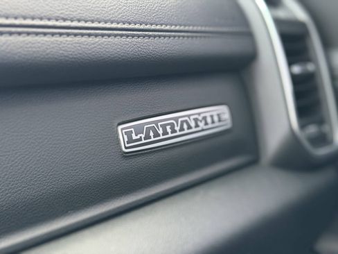 Used 2020 RAM 1500 Laramie AWD/4WD image 4