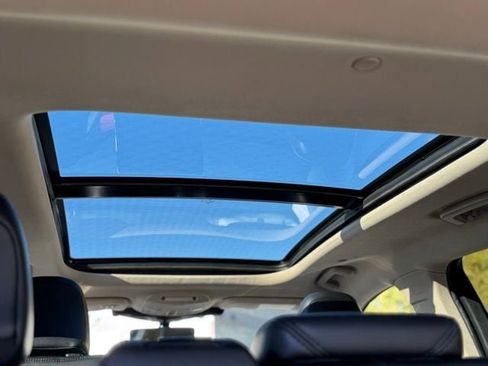 Used 2021 Lincoln Nautilus Reserve w/ Monochromatic Package image 26