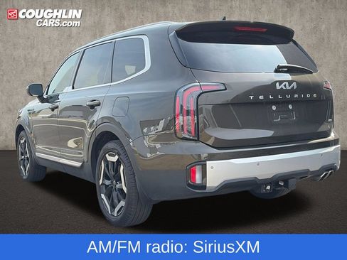 Used 2024 Kia Telluride EX w/ EX Captain's Chair Package AWD/4WD image 6