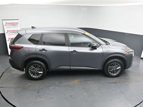 Used 2023 Nissan Rogue S image 33