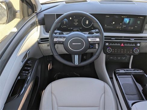 New 2026 Hyundai Tucson Limited image 15