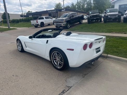 Used 2008 Chevrolet Corvette Convertible RWD image 3