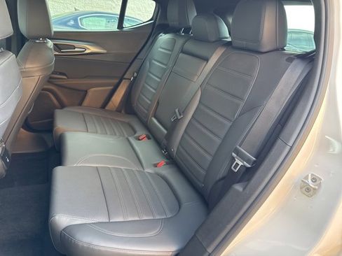 Used 2025 Alfa Romeo Tonale Veloce w/ Premium Package image 17