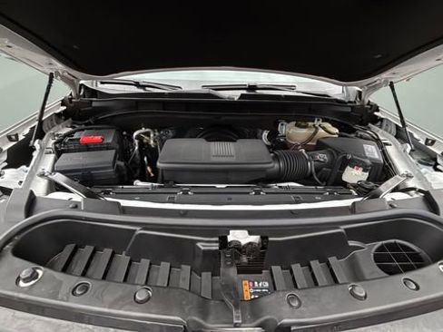 Used 2021 Chevrolet Suburban High Country w/ Premium Package image 33