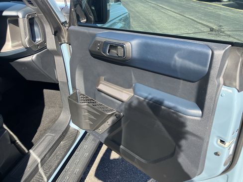 Used 2023 Ford Bronco Outer Banks AWD/4WD image 10
