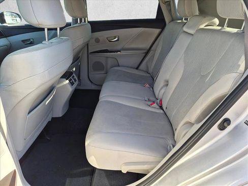 Used 2011 Toyota Venza w/ Convenience Pkg FWD image 13