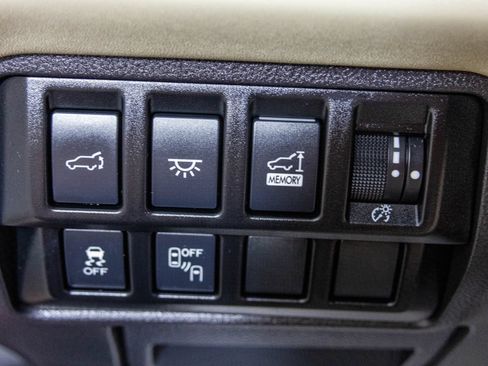 Used 2022 Subaru Ascent Limited w/ Technology Package AWD/4WD image 36
