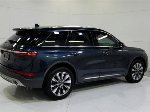 Used 2022 Lincoln Corsair Reserve FWD image 8