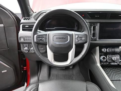 Used 2023 GMC Yukon Denali image 29