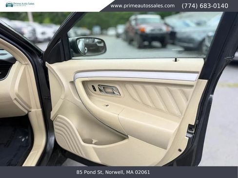 Used 2017 Ford Taurus SEL w/ Equipment Group 201A AWD/4WD image 11