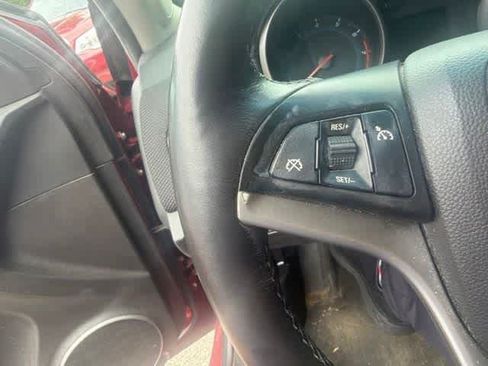 Used 2012 Chevrolet Cruze LT FWD image 14