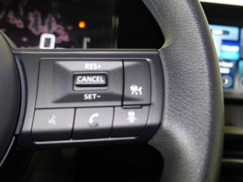 Certified 2025 Nissan Kicks SV w/ Charging Package image 61