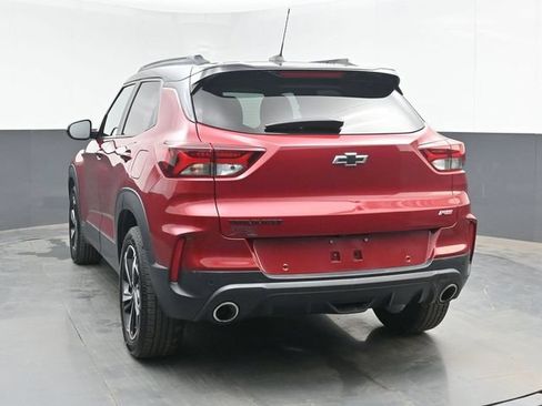 Used 2021 Chevrolet TrailBlazer RS w/ Technology Package FWD image 12