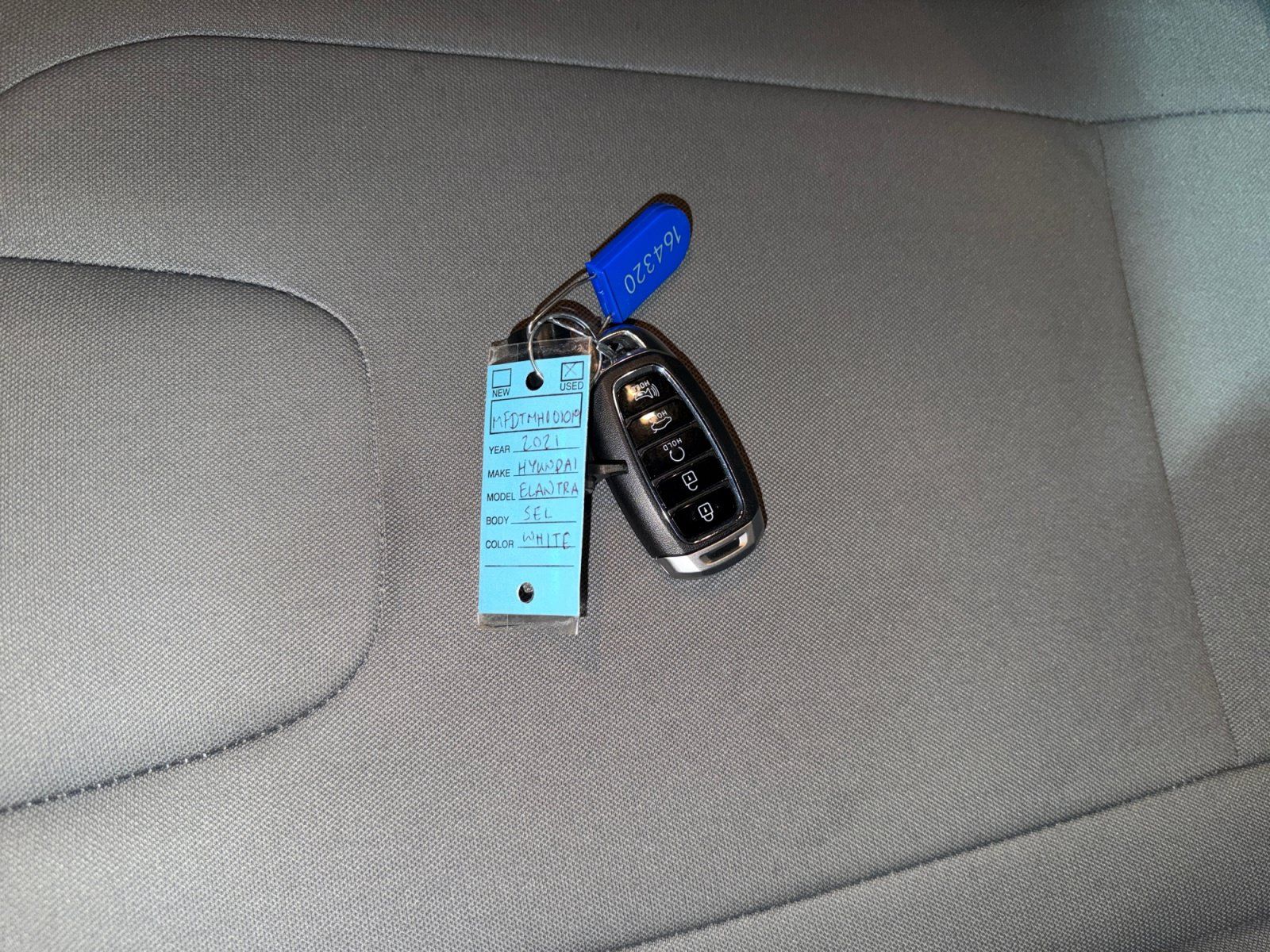 Used 2021 Hyundai Elantra SEL FWD image 34