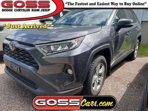Used 2019 Toyota RAV4 XLE w/ Convenience Package AWD/4WD image 1