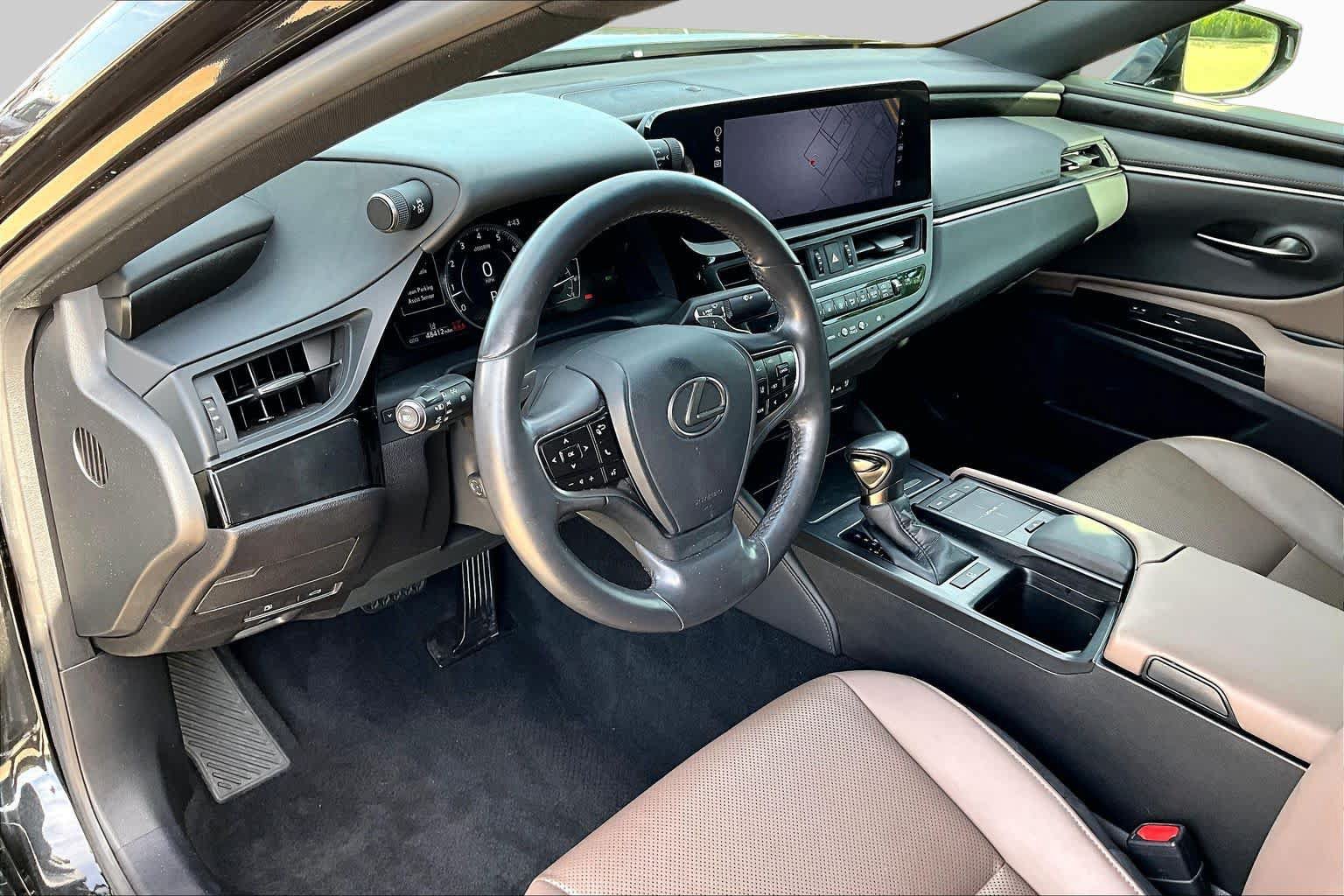 Certified 2022 Lexus ES 350 w/ Premium Package FWD image 18