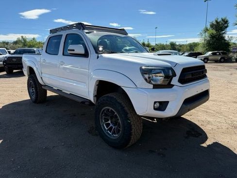 Used 2015 Toyota Tacoma 4x4 Double Cab w/ TRD Sport Package image 7