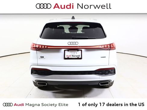 Used 2025 Audi Q5 2.0T Premium w/ Convenience Package image 15