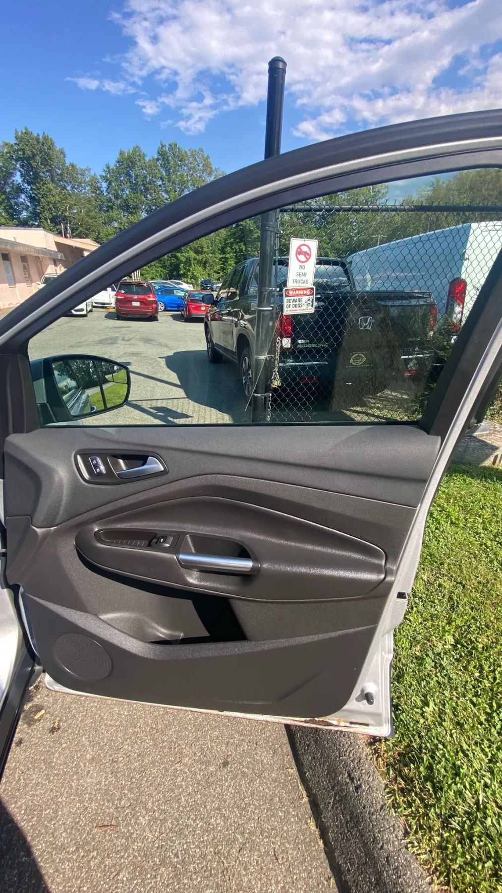 Used 2016 Ford Escape SE AWD/4WD image 12