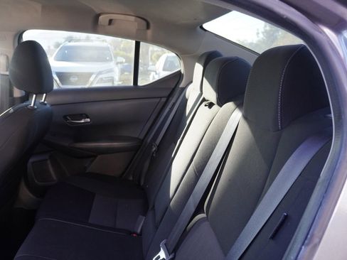 Certified 2021 Nissan Sentra SV image 17