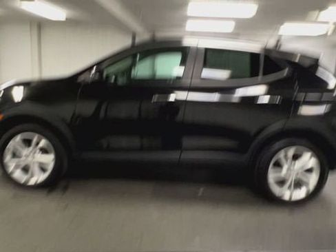 Certified 2022 Buick Encore GX Preferred w/ Cold Weather Comfort Package AWD/4WD image 5