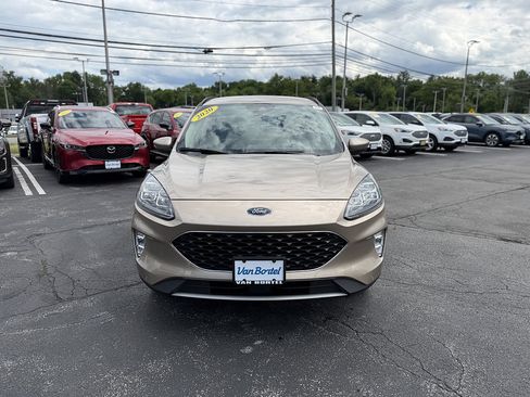 Used 2020 Ford Escape Titanium AWD/4WD image 10