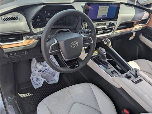 New 2026 Toyota Grand Highlander AWD image 3