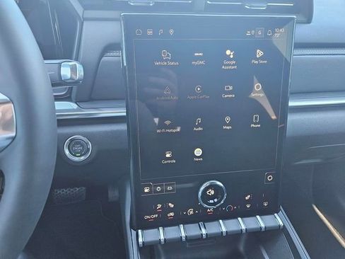 New 2026 GMC Terrain Elevation w/ Technology Package II image 17