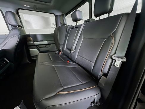 New 2026 Ford F350 4x4 Crew Cab DRW Super Duty image 29