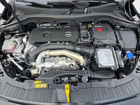 New 2026 Mercedes-Benz GLA 250 4MATIC image 10