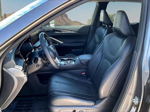 Used 2023 INFINITI QX60 Luxe w/ Vision Package FWD image 25