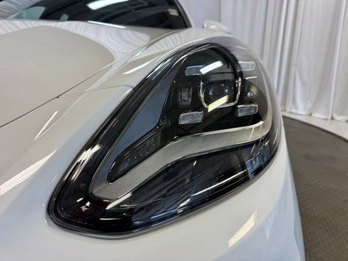 Certified 2023 Porsche Panamera 4 Platinum Edition AWD/4WD image 42