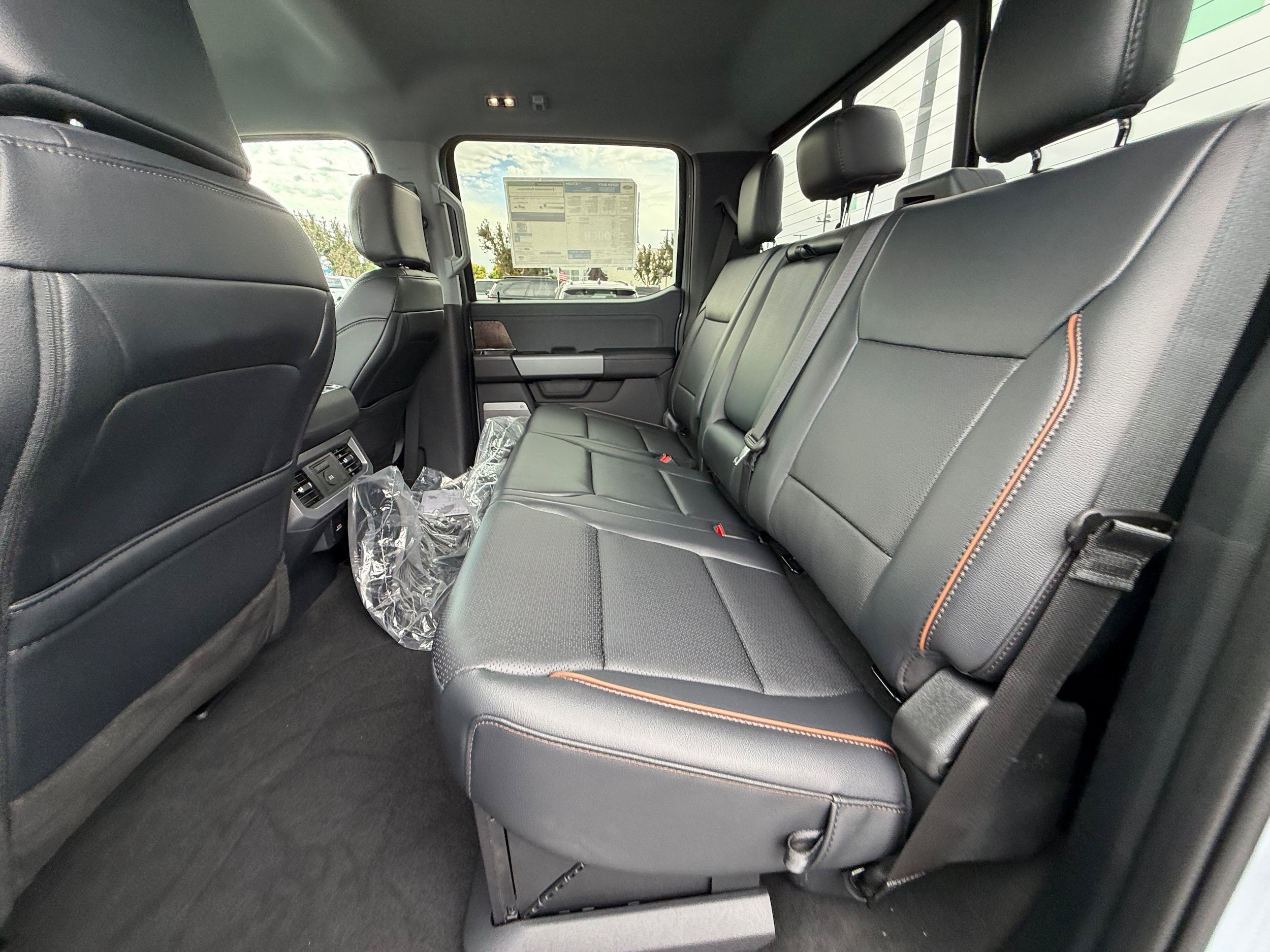 New 2026 Ford F350 Lariat w/ Black Appearance Package AWD/4WD image 14