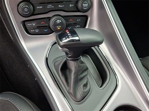 Used 2022 Dodge Challenger R/T w/ Plus Package image 14