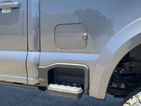 New 2026 Ford F250 XLT w/ XLT Premium Package AWD/4WD image 18