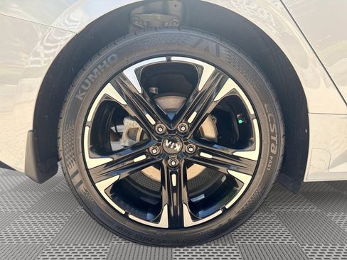 Used 2021 Kia K5 GT-Line AWD/4WD image 30