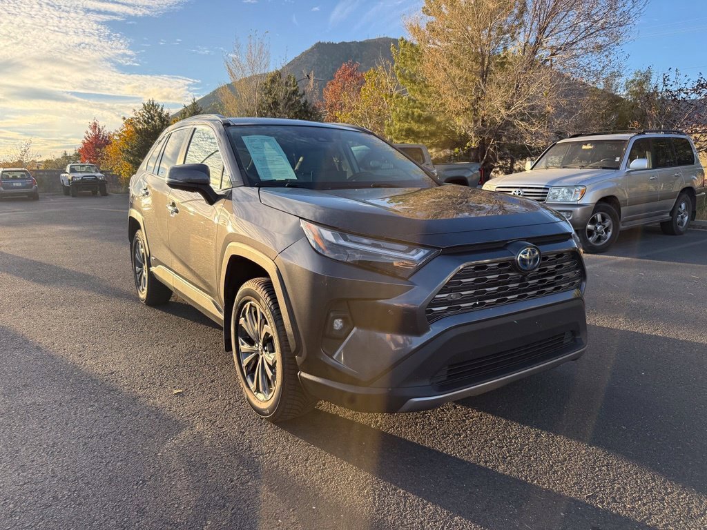 Used 2022 Toyota RAV4 Limited AWD/4WD image 1