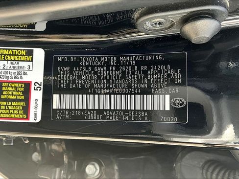 Used 2020 Toyota Camry SE image 19