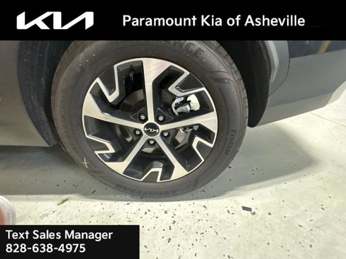 Certified 2025 Kia Sportage EX AWD/4WD image 6